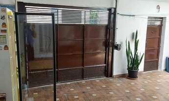 Imagem 2: Casa para venda possui 338 metros quadrados com 4 quartos em Vila Pirajussara - São Paulo