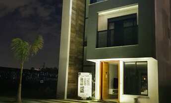 Imagem 7: Casa em Condominio Clube com 180m2 4 Quartos sendo 3 Suites