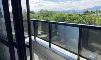 Imagem 2: FLORIANóPOLIS - Apartamento Padrão - Coqueiros