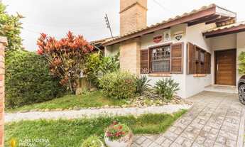 Imagem: Casa com 03 Dormitórios, vg para 04 carros