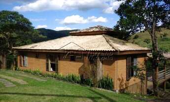 Imagem: Linda casa em Monteiro Lobato/SP