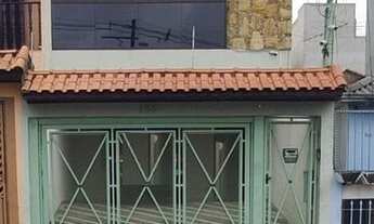 Imagem 3: Sobrado para Venda em Santo André, Vila Metalúrgica, 4 dormitórios, 1 suíte, 3 banheiros