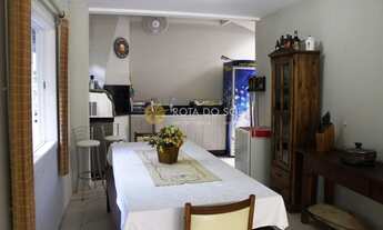 Imagem 2: Sobrado à Venda na Praia do Canto Grande - Bombinhas/SC