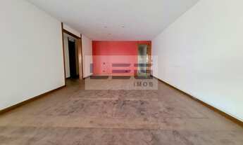 Imagem 5: Apartamento para venda possui 220 metros quadrados com 4 quartos em Copacabana - Rio de Ja