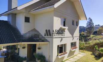 Imagem 3: Casa com 3 dormitórios à venda, 160 m² por R$ 1.000.000,00 - Vila Chantal - Campos do Jord