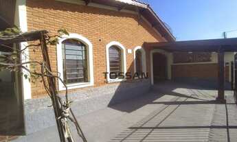 Imagem: Casa com 3 dormitórios para alugar, 197