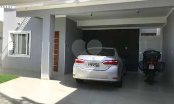 Imagem 5: Sobrado com 3 dorm localizado no bairro Jardim Karolyne!