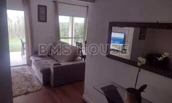 Imagem 2: Casa para Venda em Cotia, Granja Viana, 3 dormitórios, 1 suíte, 3 banheiros, 2 vagas