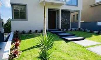 Imagem 2: Casa à Venda em Condomínio com 4 Quartos e 6 banheiros sendo 578m²