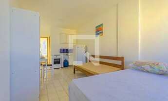 Imagem 3: Apartamento para Aluguel - Amaralina, 1 Quarto, 30 m2