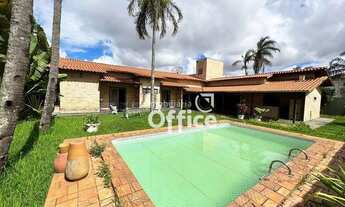 Imagem 3: Linda casa com 4 suítes, em Condomínio Andracel, Anápolis - GO