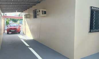 Imagem 4: Casa para aluguel possui 90 metros quadrados com 2 quartos em Parque 10 de Novembro - Mana