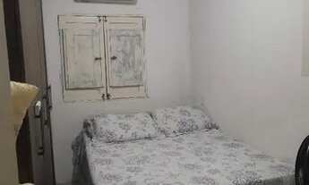 Imagem 7: Vendo Casa na Forene, com garagem, 2 quarto, sala, cozinha, área de serviço e quintal