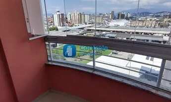 Imagem 3: Apartamento com 03 dormitórios, 01 suíte e 01 vaga em Condomínio Club em Barreiros