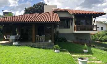 Imagem 2: Casa de condomínio para aluguel com 221 metros quadrados com 4 quartos