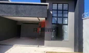 Imagem 2: Casa para venda com 126 metros quadrados com 3 quartos em Jardim Novo Petrópolis - Goiânia