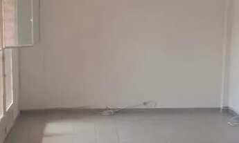 Imagem 7: Apto Térreo em Irajá, 03 Dormitórios, Quintal Frente e Fundos do Imóvel