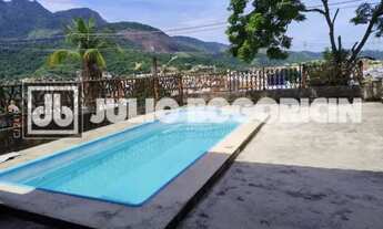 Imagem: Esta propriedade oferece uma casa com 2