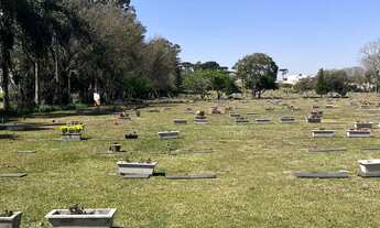 Imagem: Vendo lote no Cemitério Jardim da saudade