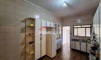 Imagem 3: Casa em Rua Albuquerque Lins - Vila Falcão - Bauru/SP