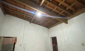 Imagem 2: OPORTUNIDADE ÚNICA! Casa à Venda