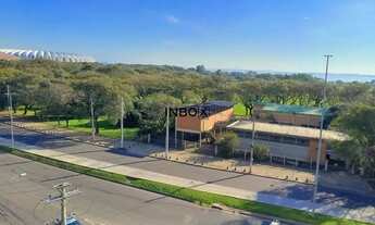 Imagem 5: Ampla sala comercial com 45m² e excelente vista para o Guaíba!