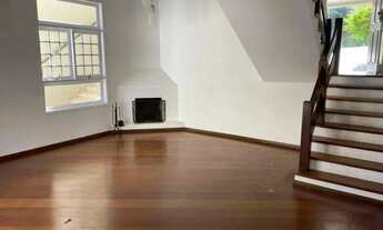 Imagem 2: Casa à venda em Santana de Parnaíba, Alphaville, com 4 quartos, com 300 m², Residencial Tr