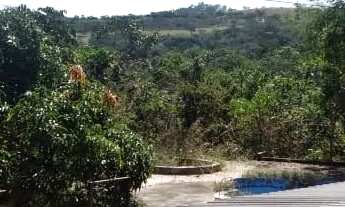 Imagem 2: Linda chácara muito segura arrudeada de policiai. Fica no santo Antônio descoberto