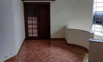 Imagem: Alugo sobrado com 05 dormitórios no Gonzaga