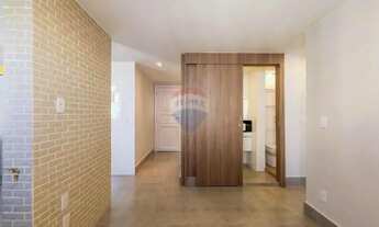 Imagem 3: Apartamento 2 Quartos com Suíte Reformado de canto, vista livre e garagem no Guará II