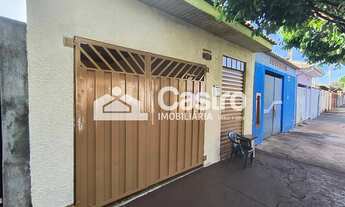 Imagem: Casa para aluguel, 02 dormitórios, Jardim