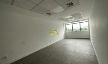 Imagem 2: Barra da Tijuca Galpão / depósito com 1 vaga na garagem