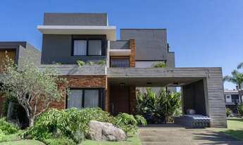 Imagem 2: Casa beira lago, mobiliada, à venda no Condomínio Malibu 5 suítes, 430m² REF