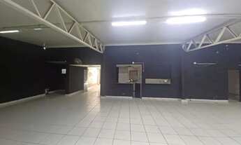 Imagem 2: Casa Comercial de 370,00 m² em Localização Privilegiada - Nova Suiça