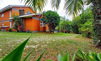 Imagem 3: Casa de condomínio sobrado para aluguel possui 700 metros quadrados com 4 quartos