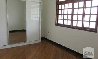 Imagem 3: Casa à Venda - Barreiro, 3 Quartos, 366 m²