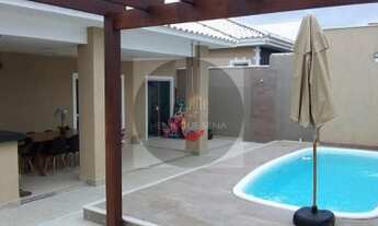 Imagem 4: Casa para venda com fino acabamento, piscina, churrasqueira, com 03 quartos