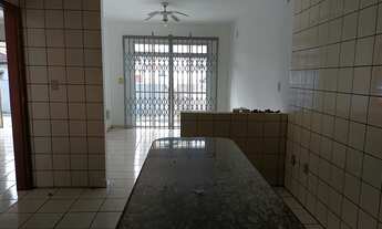 Imagem 3: Casa para venda com 117 metros quadrados com 2 quartos em Agronômica - Florianópolis - SC