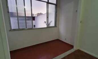 Imagem 3: Apartamento para aluguel possui 75 metros quadrados com 2 quartos em Tijuca - Rio de Janei