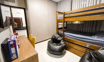 Imagem 6: Casa de condomínio para venda possui 269 metros quadrados com 4 quartos