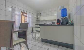 Imagem 5: Ampla casa de esquina no bairro Itoupavazinha com piscina