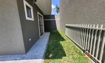 Imagem 3: Sobrado para Venda em Curitiba, Uberaba, 4 dormitórios, 1 suíte, 3 banheiros, 2 vagas