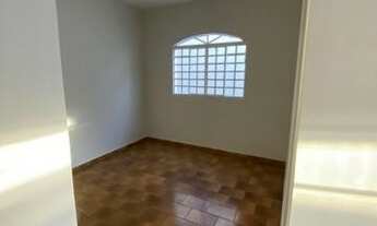 Imagem 5: Casa para Locação em Uberlândia, Segismundo Pereira, 3 dormitórios, 1 suíte, 2 banheiros