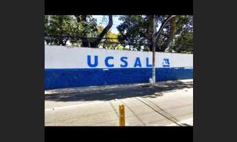 Imagem: Casa na cardeal da Silva frente de rua