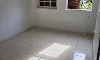 Imagem 2: Apartamento para aluguel tem 80 metros quadrados com 2 quartos em Passo da Areia - Porto A