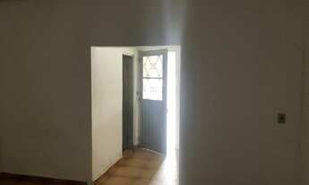 Imagem 5: Casa com 01 dormitório, sala, cozinha, banheiro e área de serviço - com 01 vaga de garagem