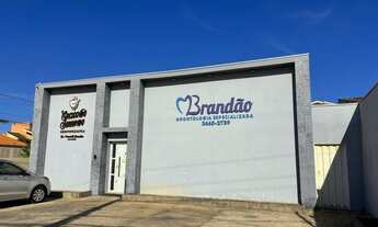 Imagem: Casa Comercial na Av. Principal do Bairro