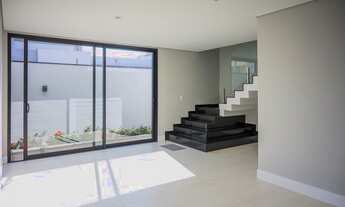 Imagem 2: Casa para venda possui 205 metros quadrados com 3 quartos em condomínio