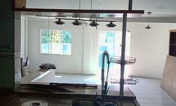 Imagem 2: Sobrado Triplex a venda na Praia dos Amores em Balneário Camboriú