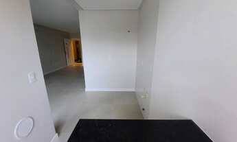 Imagem 7: Apto novo com piscina em Bombas